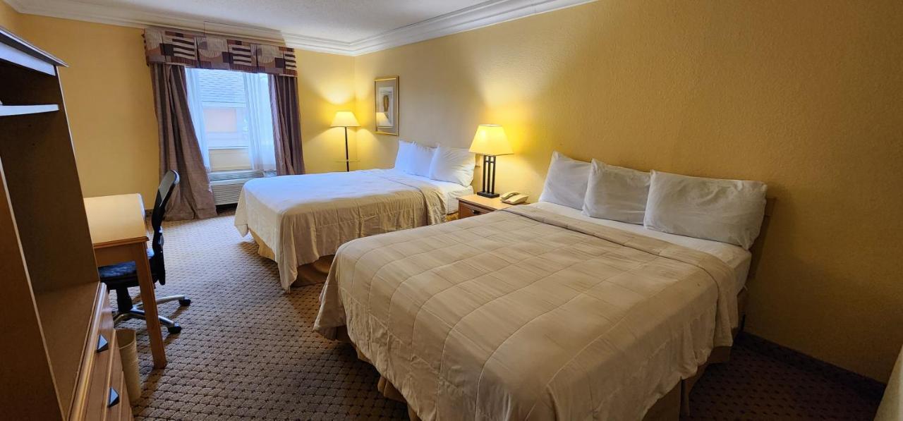 Super 8 By Wyndham Temple I-35 Hotell Eksteriør bilde